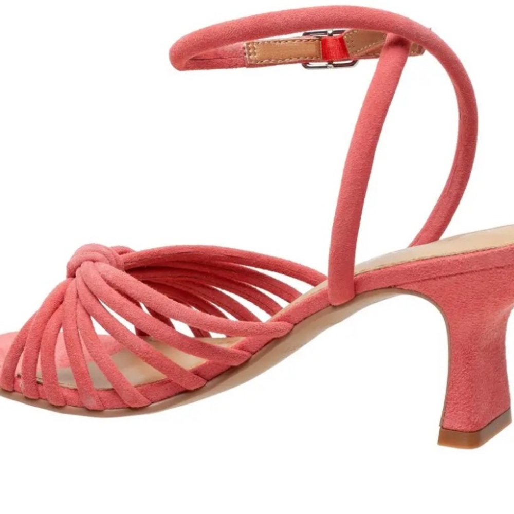 Lisa Vicky Sandals - Picture 4 of 9